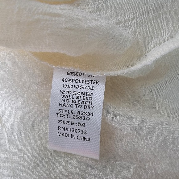 Umgee USA Cream Gauze Crinkle Tunic Dress Handkerchief Hem Women’s M Peasant - Picture 8 of 9